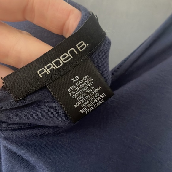 🎉SALE🎉ARDEN B Navy Ruffle Top - Picture 4 of 4